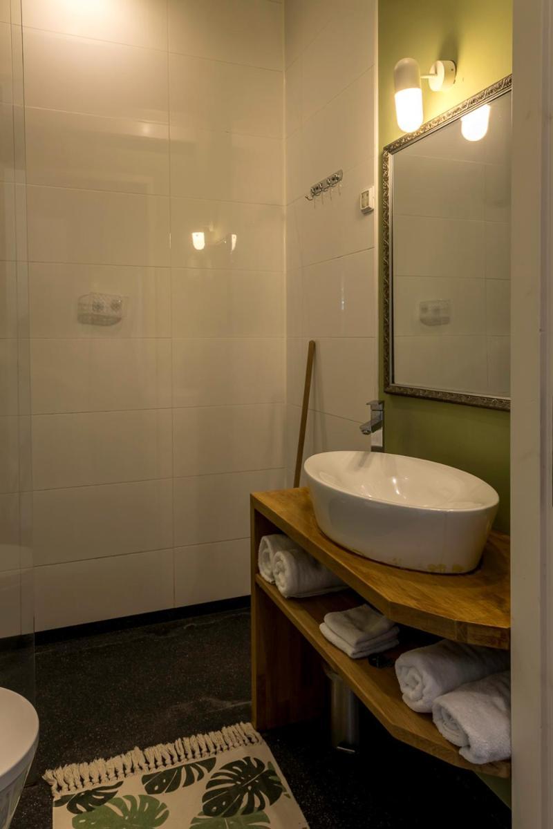 Hotel B&B Hoeve De Vredenhof Зудларен Екстериор снимка